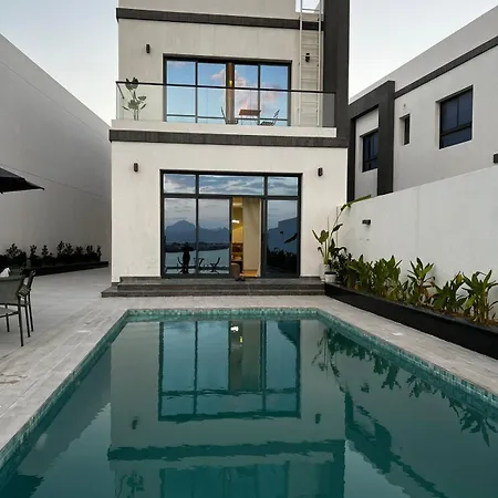 Sea Breeze Villa Fujairah Exterior photo