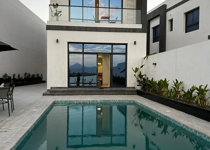 Sea Breeze Villa